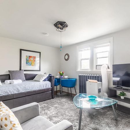 Cozy 1Br Apt - In The Heart Of Dt Hamilton Appartamento Esterno foto