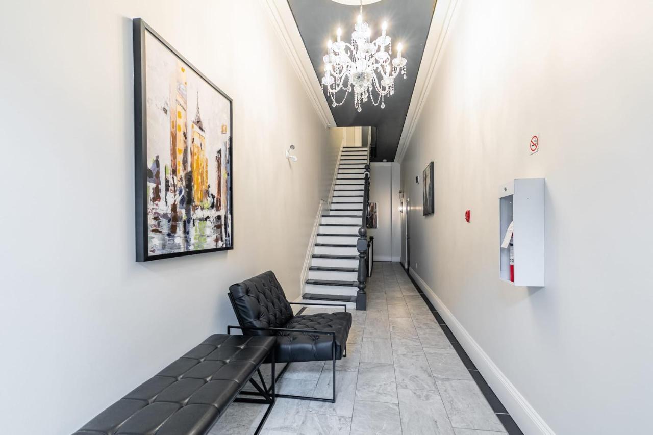 Cozy 1Br Apt - In The Heart Of Dt Hamilton Appartamento Esterno foto